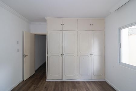 Casa para alugar com 205m², 4 quartos e 1 vaga Casa para alugar com 205m², 4 quartos e 1 vagaQuarto 4