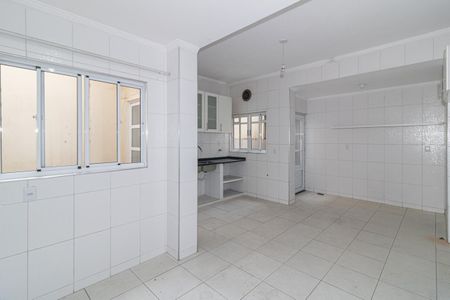 Casa para alugar com 205m², 4 quartos e 1 vaga Casa para alugar com 205m², 4 quartos e 1 vagaCozinha