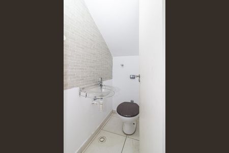 Casa para alugar com 205m², 4 quartos e 1 vaga Casa para alugar com 205m², 4 quartos e 1 vagaLavabo