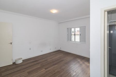 Casa para alugar com 205m², 4 quartos e 1 vaga Casa para alugar com 205m², 4 quartos e 1 vagaQuarto Suíte