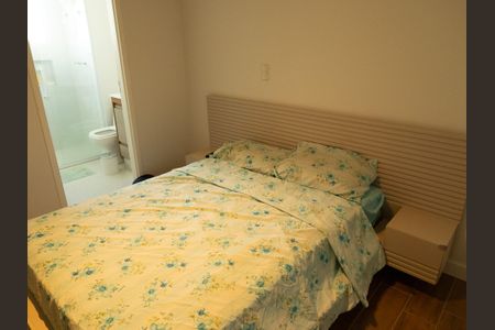 Quarto Suíte de casa de condomínio para alugar com 2 quartos, 84m² em Balneário Tropical, Paulínia
