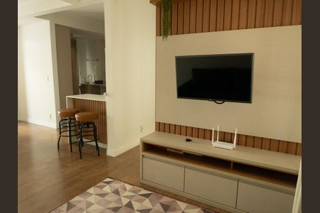 Sala de casa de condomínio para alugar com 2 quartos, 84m² em Balneário Tropical, Paulínia