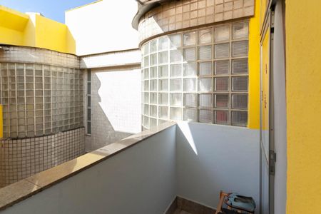 Casa de condomínio à venda com 100m², 3 quartos e 1 vaga Casa de condomínio à venda com 100m², 3 quartos e 1 vagaVaranda do quarto 3