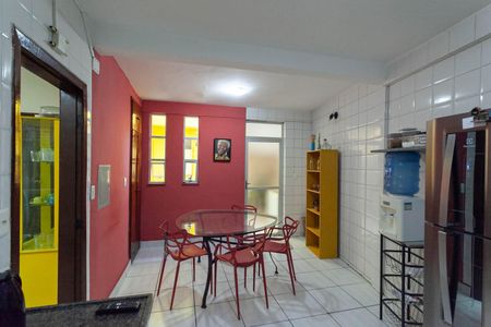 Casa de condomínio à venda com 100m², 3 quartos e 1 vaga Casa de condomínio à venda com 100m², 3 quartos e 1 vagaCozinha