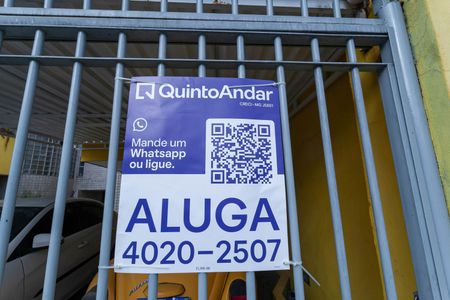Casa de condomínio à venda com 100m², 3 quartos e 1 vaga Casa de condomínio à venda com 100m², 3 quartos e 1 vagaFachada