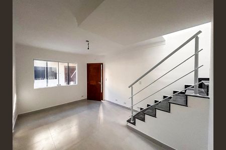 Casa de condomínio para alugar com 96m², 3 quartos e 2 vagas Casa de condomínio para alugar com 96m², 3 quartos e 2 vagasSala