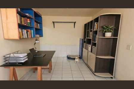 Casa para alugar com 260m², 4 quartos e 1 vaga Casa para alugar com 260m², 4 quartos e 1 vagaQuarto