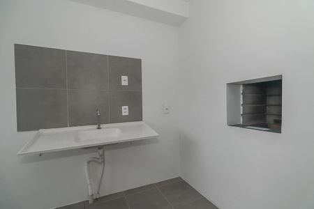Cozinha de apartamento para alugar com 2 quartos, 40m² em Sarandi, Porto Alegre