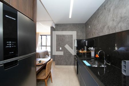 Cozinha de apartamento para alugar com 1 quarto, 40m² em Cruzeiro, Belo Horizonte