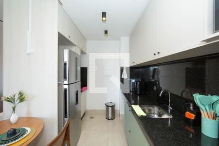 Cozinha de apartamento para alugar com 1 quarto, 40m² em Cruzeiro, Belo Horizonte