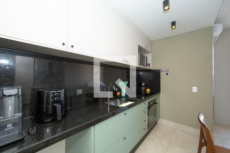 Cozinha de apartamento para alugar com 1 quarto, 40m² em Cruzeiro, Belo Horizonte