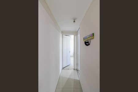 Corredor de apartamento à venda com 2 quartos, 44m² em Vila Jacuí, São Paulo
