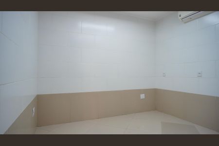 Quarto 1 de casa para alugar com 2 quartos, 75m² em Santa Maria Goretti, Porto Alegre