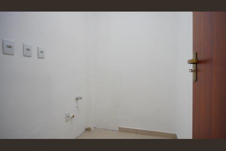 Casa para alugar com 75m², 2 quartos e 1 vaga Casa para alugar com 75m², 2 quartos e 1 vagaLavanderia
