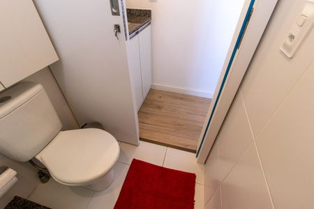 Studio para alugar com 17m², 1 quarto e sem vaga Studio para alugar com 17m², 1 quarto e sem vagaBanheiro