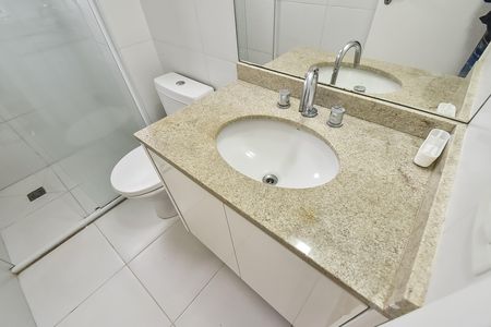 Apartamento à venda com 76m², 2 quartos e 2 vagas Apartamento à venda com 76m², 2 quartos e 2 vagasBanheiro da suíte 2
