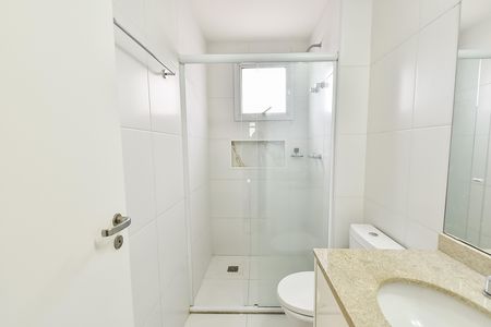 Apartamento à venda com 76m², 2 quartos e 2 vagas Apartamento à venda com 76m², 2 quartos e 2 vagasBanheiro da suíte 2