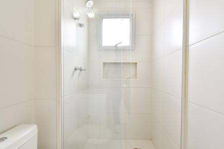 Apartamento à venda com 76m², 2 quartos e 2 vagas Apartamento à venda com 76m², 2 quartos e 2 vagasBanheiro da suíte 1
