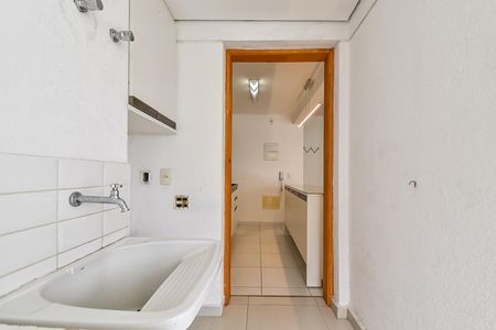 Apartamento à venda com 76m², 2 quartos e 2 vagas Apartamento à venda com 76m², 2 quartos e 2 vagasÁrea de serviço