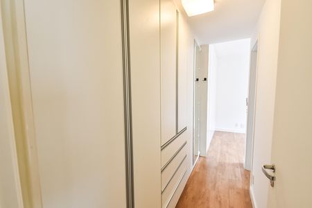 Apartamento à venda com 76m², 2 quartos e 2 vagas Apartamento à venda com 76m², 2 quartos e 2 vagasSuíte 2