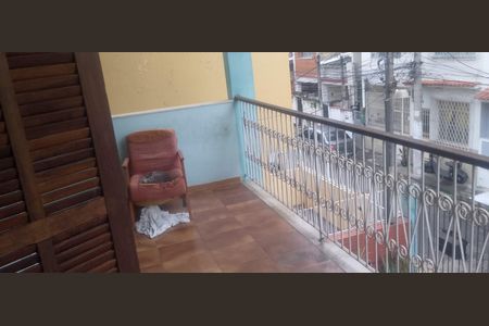 Casa de condomínio à venda com 317m², 6 quartos e 4 vagas Casa de condomínio à venda com 317m², 6 quartos e 4 vagasVaranda