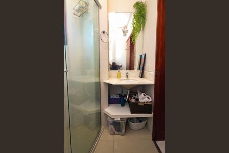 Apartamento à venda com 180m², 3 quartos e 2 vagas Apartamento à venda com 180m², 3 quartos e 2 vagasBanheiro da Suíte 1