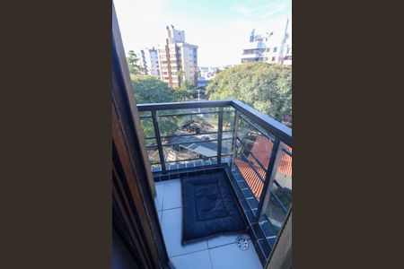 Apartamento à venda com 180m², 3 quartos e 2 vagas Apartamento à venda com 180m², 3 quartos e 2 vagasSacada da Suíte 1