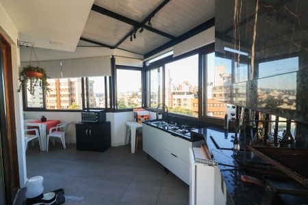 Apartamento à venda com 180m², 3 quartos e 2 vagas Apartamento à venda com 180m², 3 quartos e 2 vagasVaranda gourmet