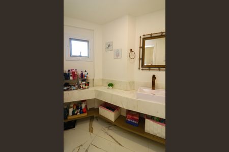 Apartamento à venda com 180m², 3 quartos e 2 vagas Apartamento à venda com 180m², 3 quartos e 2 vagasBanheiro da Suíte 2