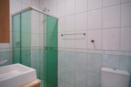 Apartamento para alugar com 62m², 2 quartos e sem vagaBanheiro 