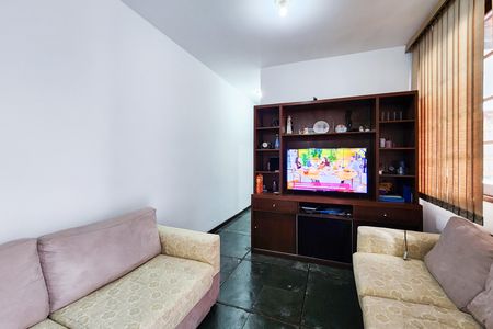 Casa à venda com 124m², 3 quartos e 1 vaga Casa à venda com 124m², 3 quartos e 1 vagaSala