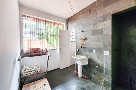 Casa à venda com 124m², 3 quartos e 1 vaga Casa à venda com 124m², 3 quartos e 1 vagaÁrea de Serviço