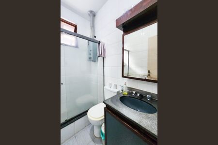 Casa à venda com 124m², 3 quartos e 1 vaga Casa à venda com 124m², 3 quartos e 1 vagaBanheiro