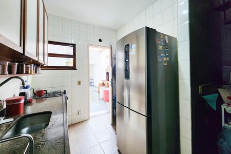 Casa à venda com 124m², 3 quartos e 1 vaga Casa à venda com 124m², 3 quartos e 1 vagaCozinha