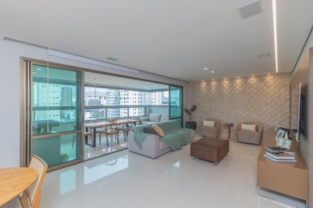 Foto 01 de apartamento à venda com 4 quartos, 180m² em Barro Preto, Belo Horizonte