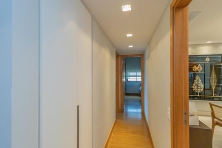 Apartamento à venda com 180m², 4 quartos e 3 vagas Apartamento à venda com 180m², 4 quartos e 3 vagasFoto 43