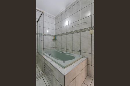 Casa para alugar com 120m², 2 quartos e 2 vagasBanheiro