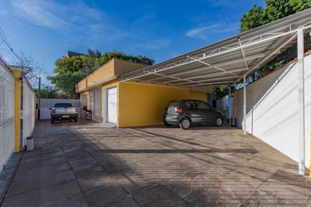 Casa para alugar com 120m², 2 quartos e 2 vagasQuintal