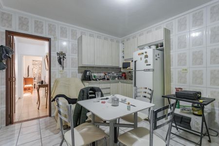 Casa para alugar com 120m², 2 quartos e 2 vagasCozinha