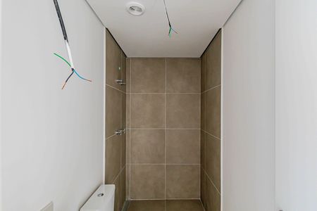 Apartamento à venda com 120m², 3 quartos e 2 vagasBanheiro do quarto 3 Suíte