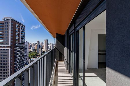 Apartamento à venda com 120m², 3 quartos e 2 vagasVaranda Quarto 1 Suíte