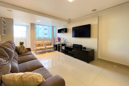 Apartamento à venda com 119m², 4 quartos e 2 vagasSala