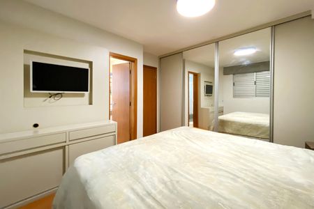 Apartamento à venda com 119m², 4 quartos e 2 vagasSuite 1