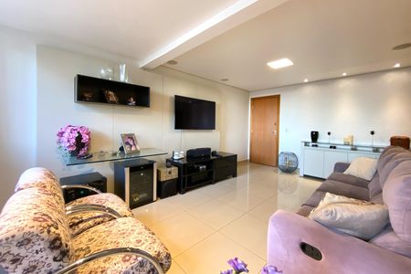 Apartamento à venda com 119m², 4 quartos e 2 vagasSala