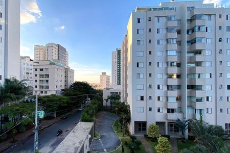 Apartamento à venda com 119m², 4 quartos e 2 vagasVista da Suite 
