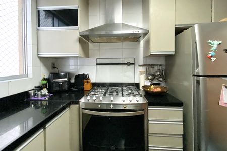 Apartamento à venda com 119m², 4 quartos e 2 vagasCozinha