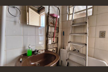 Banheiro de serviço de casa à venda com 3 quartos, 130m² em Ipiranga, São Paulo