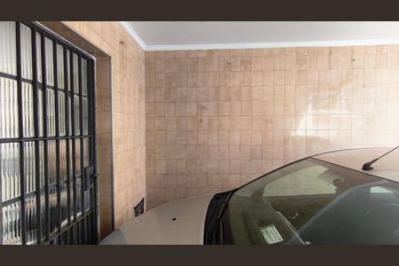 Garagem de casa à venda com 3 quartos, 130m² em Ipiranga, São Paulo