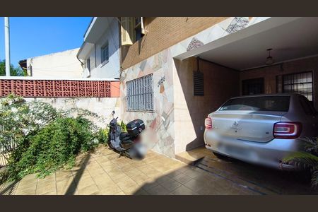 Garagem de casa à venda com 3 quartos, 130m² em Ipiranga, São Paulo