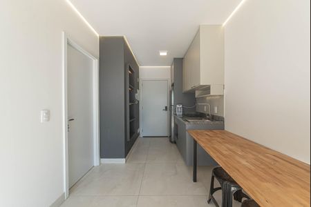 Studio para alugar com 32m², 1 quarto e sem vaga Studio para alugar com 32m², 1 quarto e sem vagaSala/cozinha